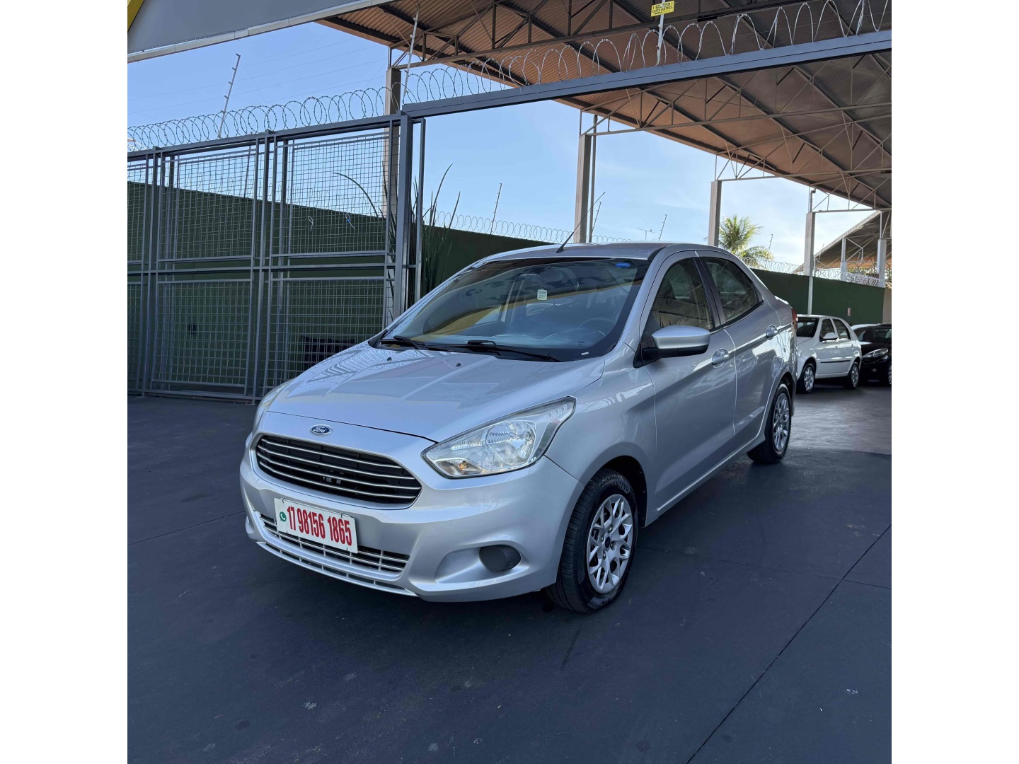 FORD KA SEDAN 1.0 SE 12V FLEX 4P MANUAL