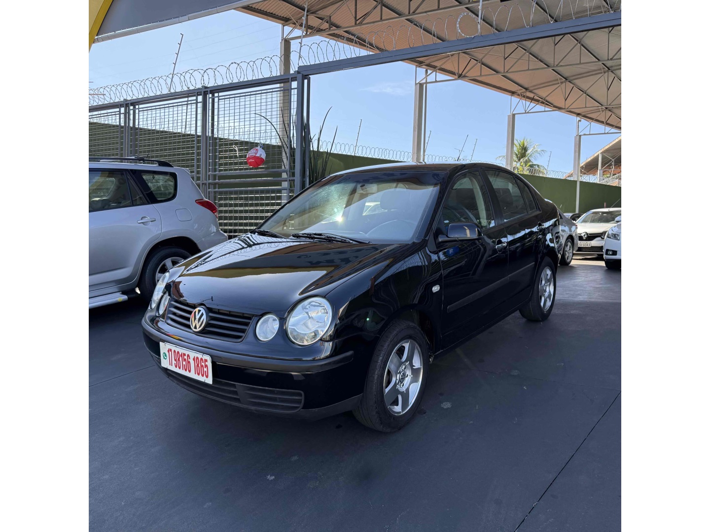 VOLKSWAGEN POLO SEDAN 1.6 8V GASOLINA 4P MANUAL