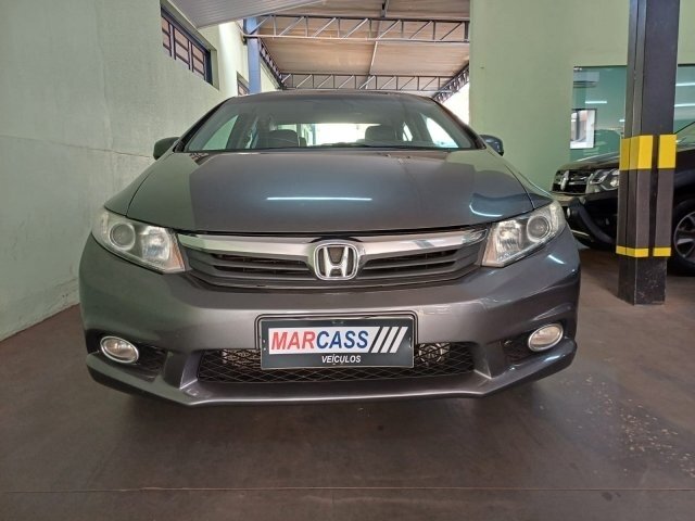 HONDA CIVIC 1.8 LXS 16V FLEX 4P AUTOMÁTICO