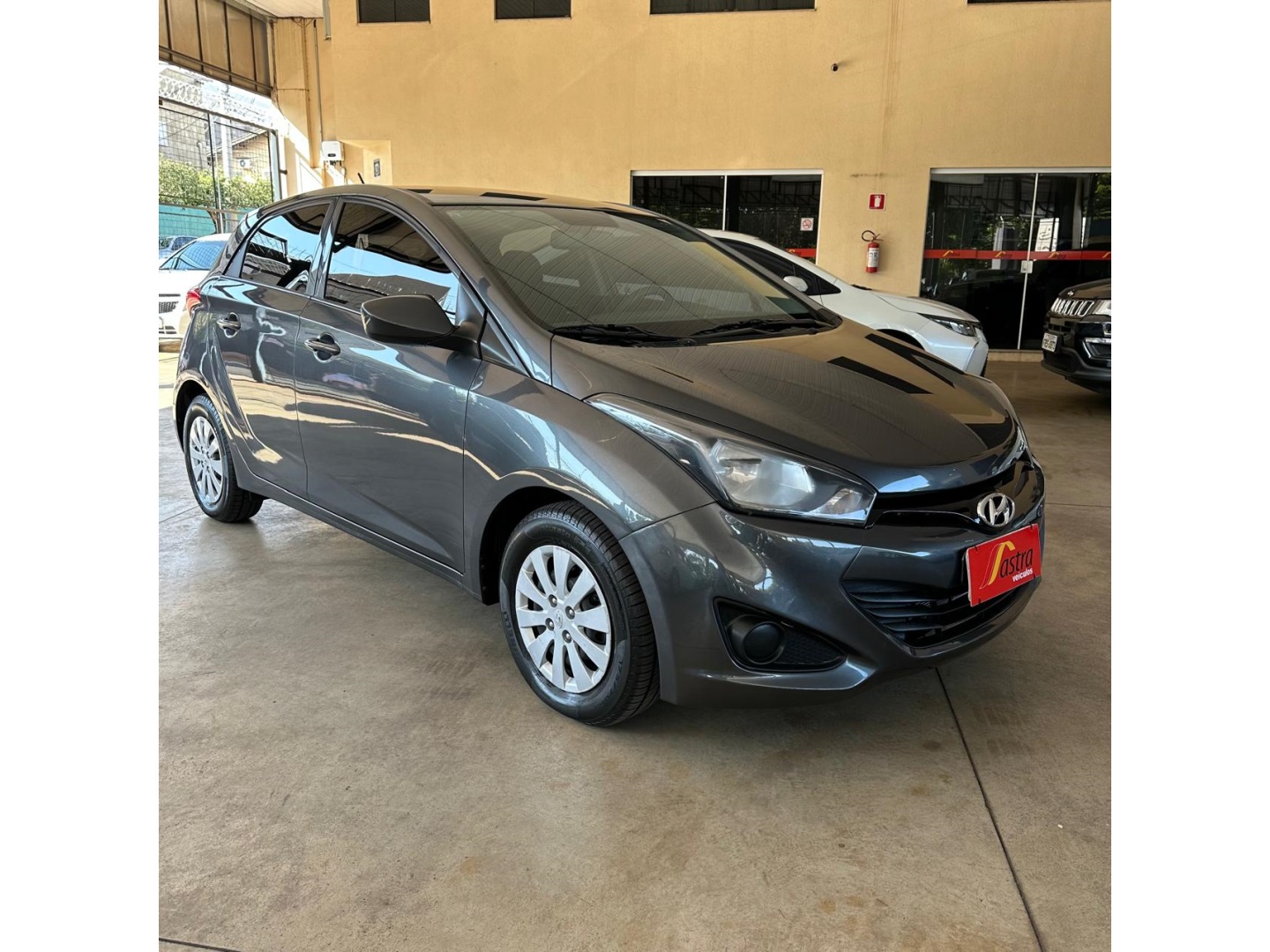 HYUNDAI HB20 1.0 COMFORT PLUS 12V FLEX 4P MANUAL