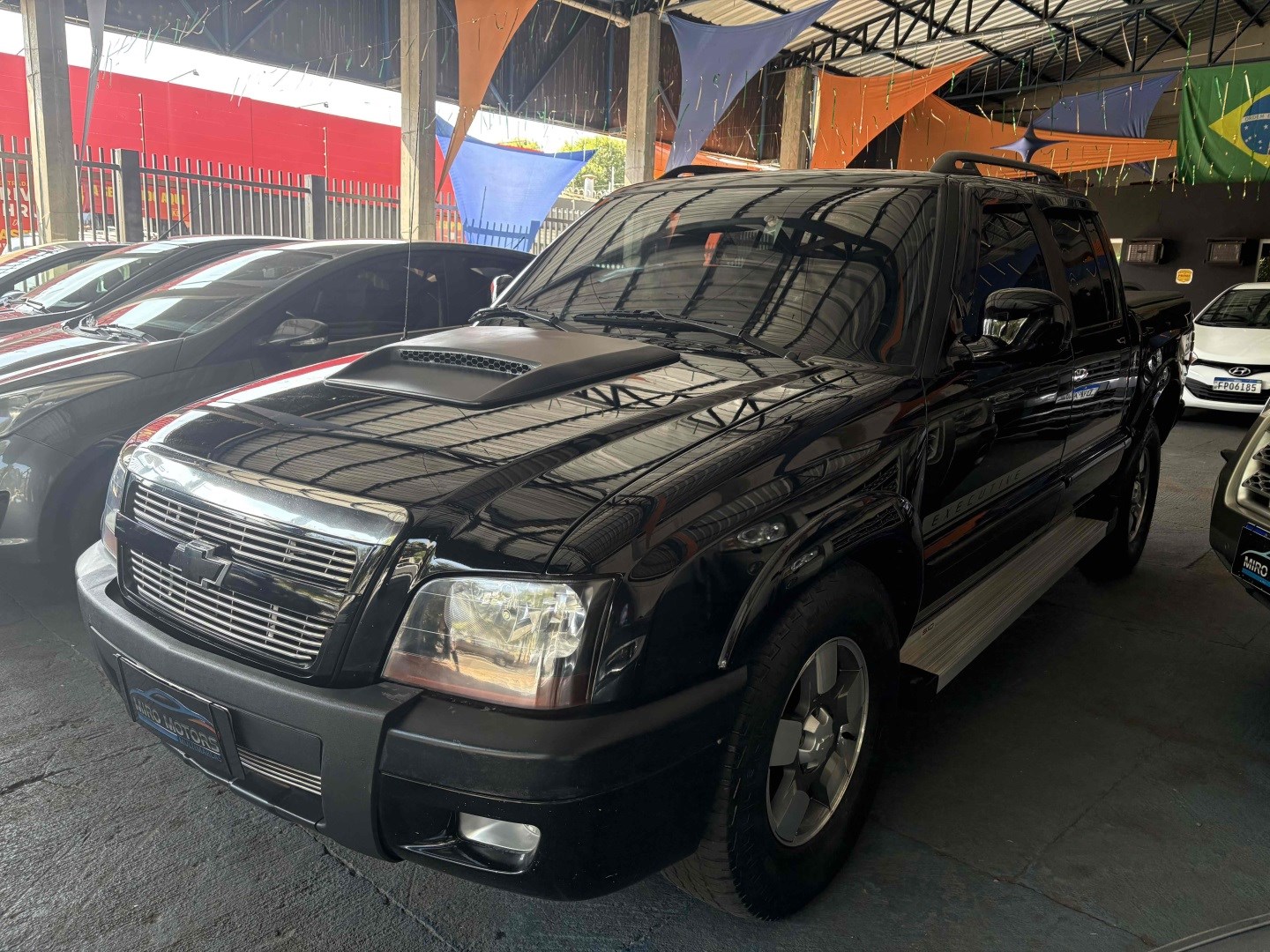 CHEVROLET S10 2.8 EXECUTIVE 4X2 CD 12V TURBO ELECTRONIC INTERCOOLER DIESEL 4P MANUAL