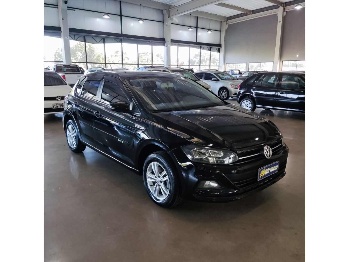 VOLKSWAGEN POLO 1.0 200 TSI COMFORTLINE AUTOMÁTICO