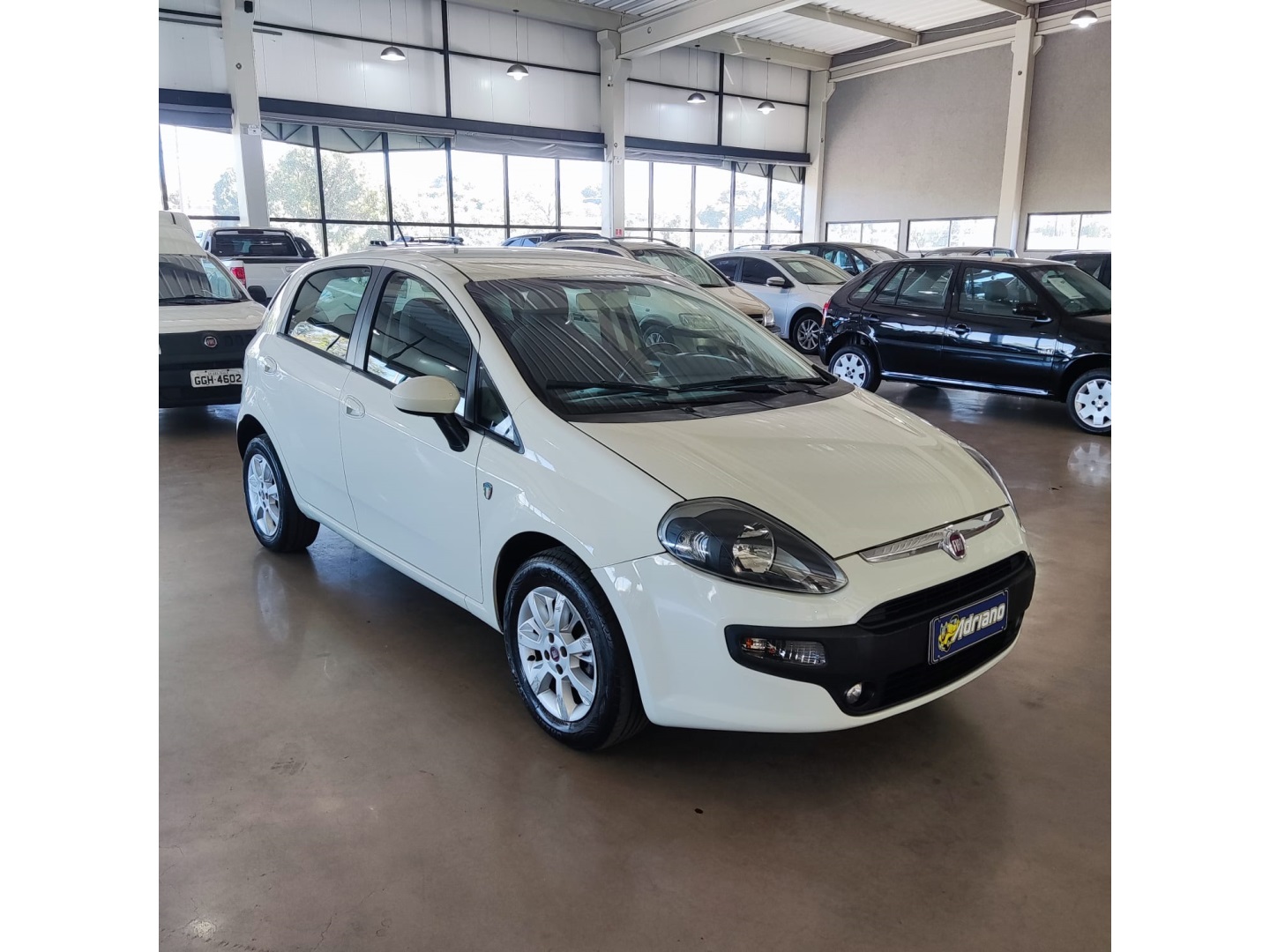FIAT PUNTO 1.4 ATTRACTIVE 8V FLEX 4P MANUAL