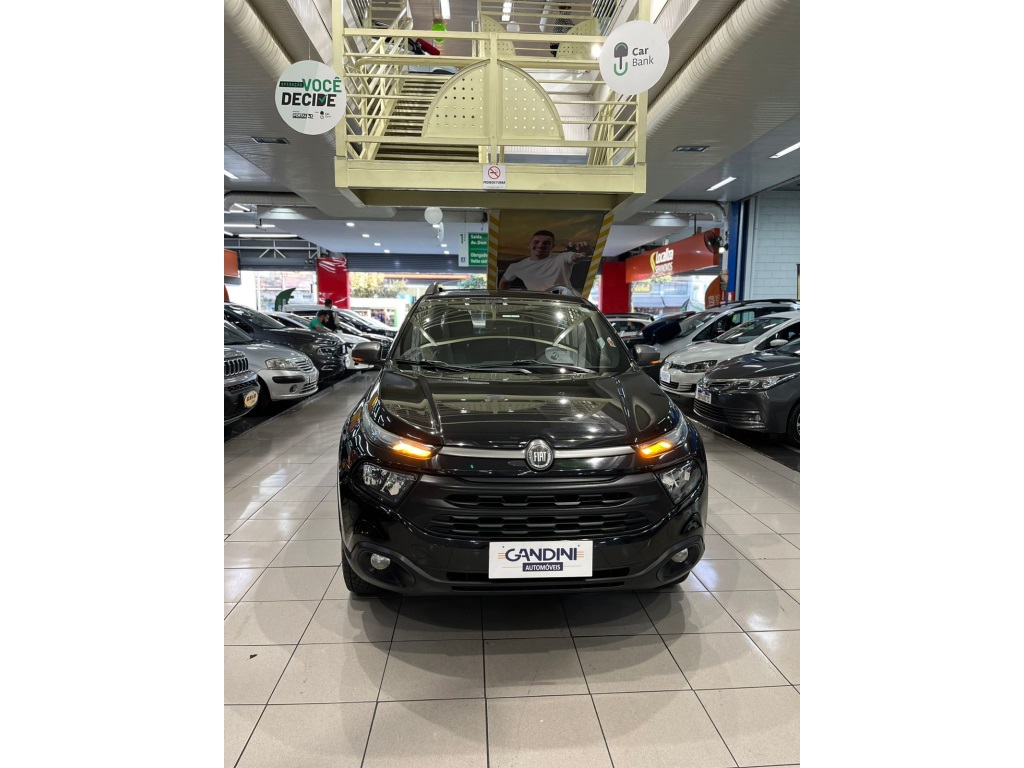 FIAT TORO 2.4 16V MULTIAIR FLEX BLACKJACK AT9