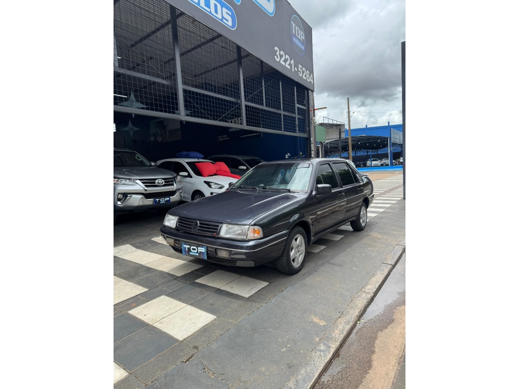 VOLKSWAGEN SANTANA 2.0 MI 8V GASOLINA 4P MANUAL