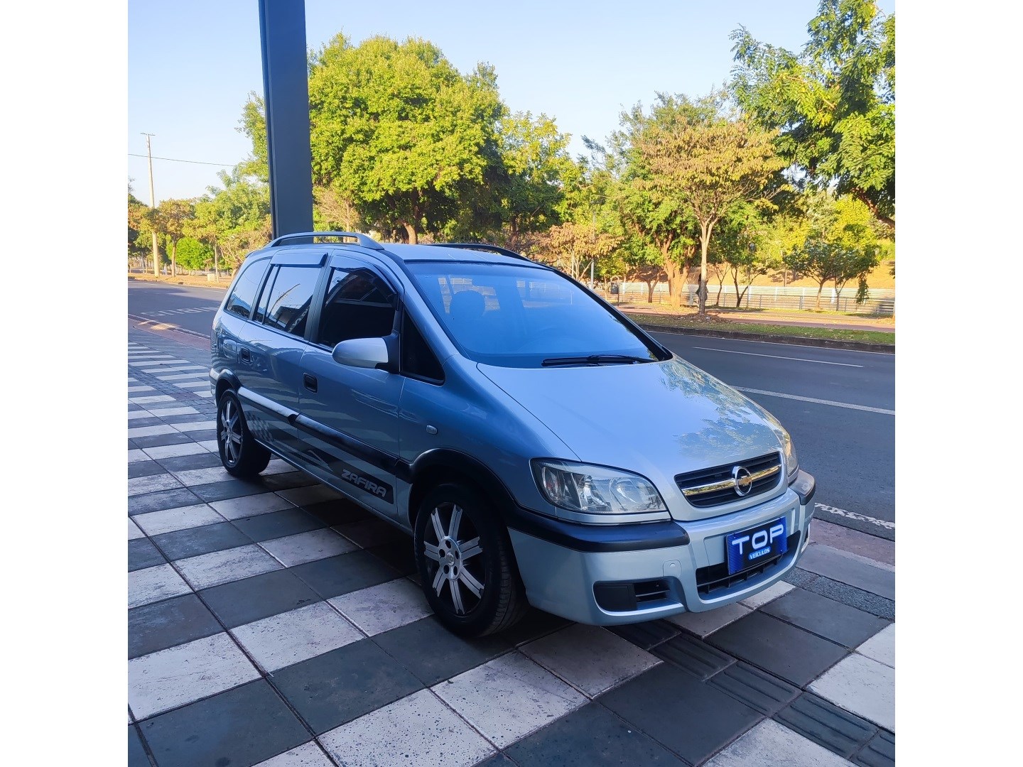 CHEVROLET ZAFIRA 2.0 MPFI EXPRESSION 8V FLEX 4P AUTOMÁTICO