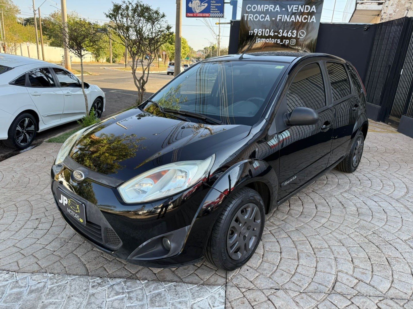 FORD FIESTA 1.6 ROCAM HATCH 8V FLEX 4P MANUAL