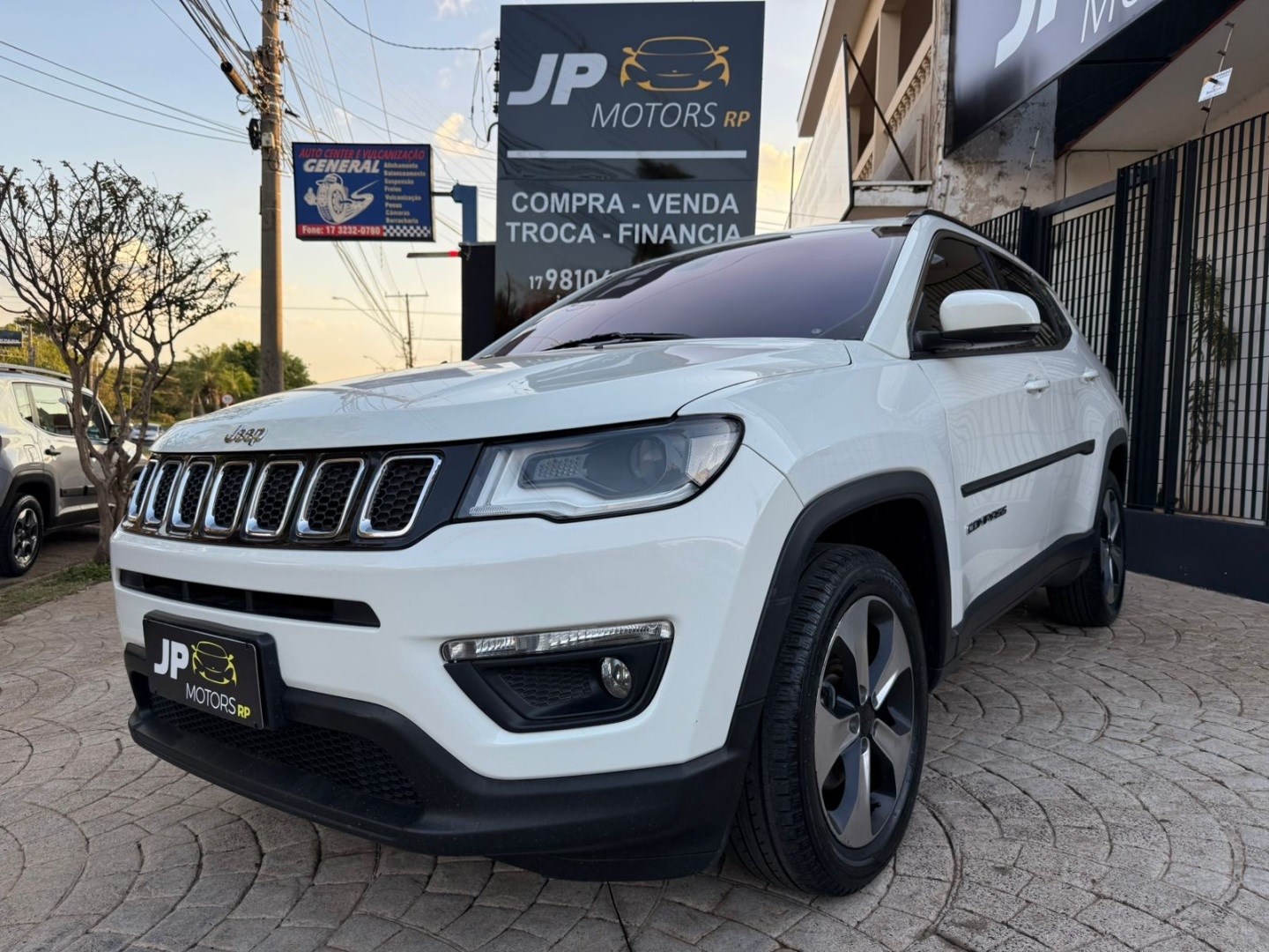 JEEP COMPASS 2.0 16V FLEX LONGITUDE AUTOMÁTICO