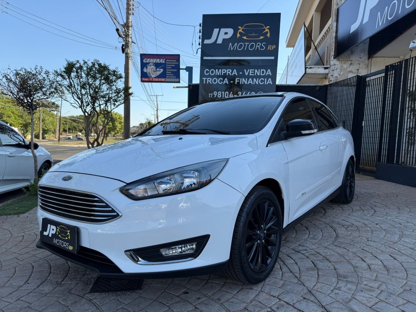FORD FOCUS 2.0 TITANIUM SEDAN 16V FLEX 4P POWERSHIFT