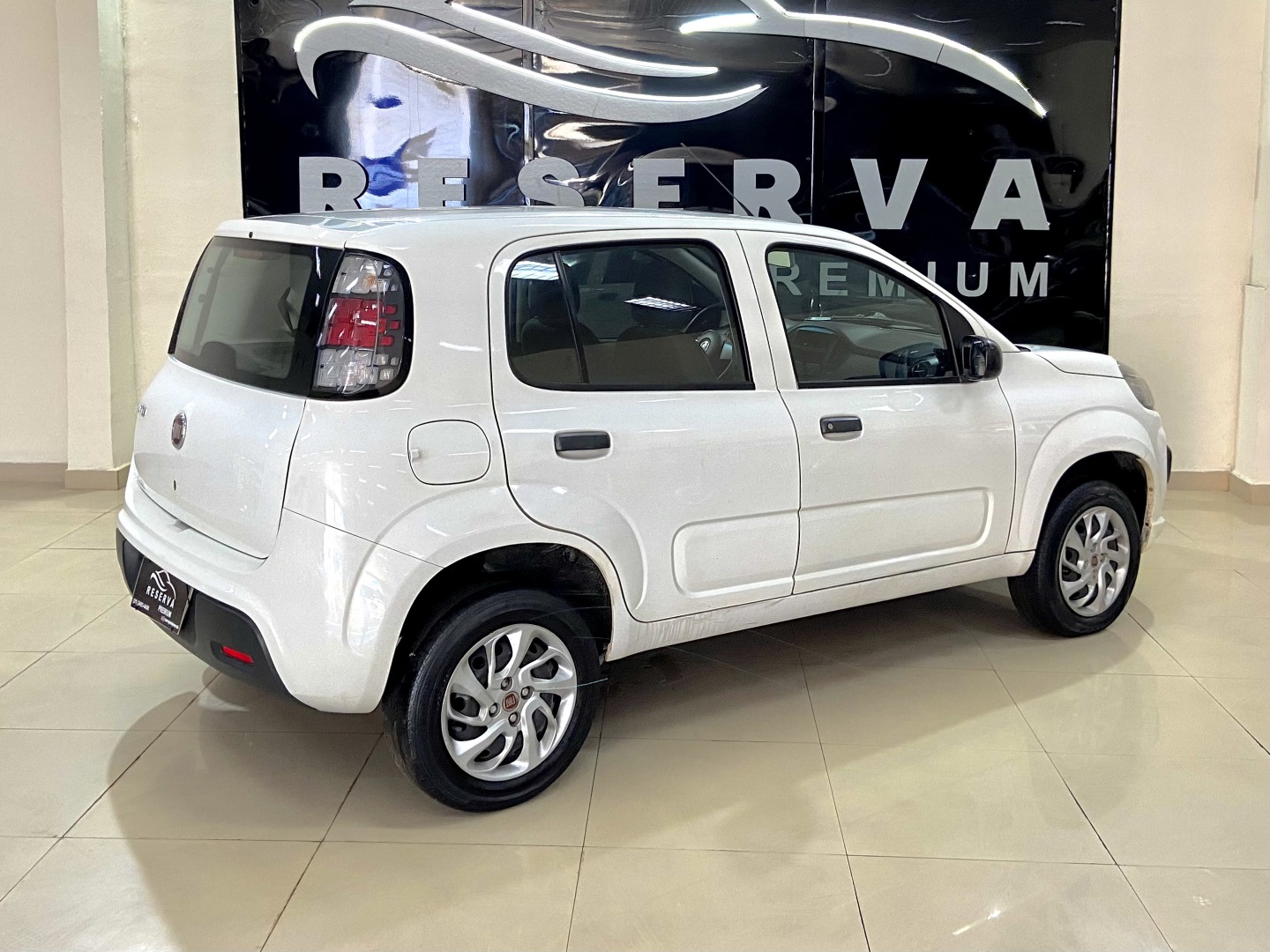 Reserva Seminovos: FIAT UNO 2021 - 1.0 FIRE FLEX ATTRACTIVE MANUAL - R ...