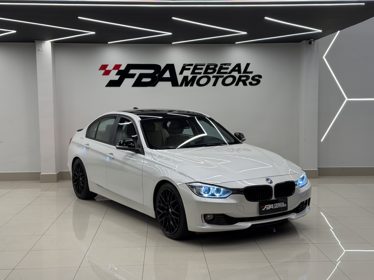 BMW 320i