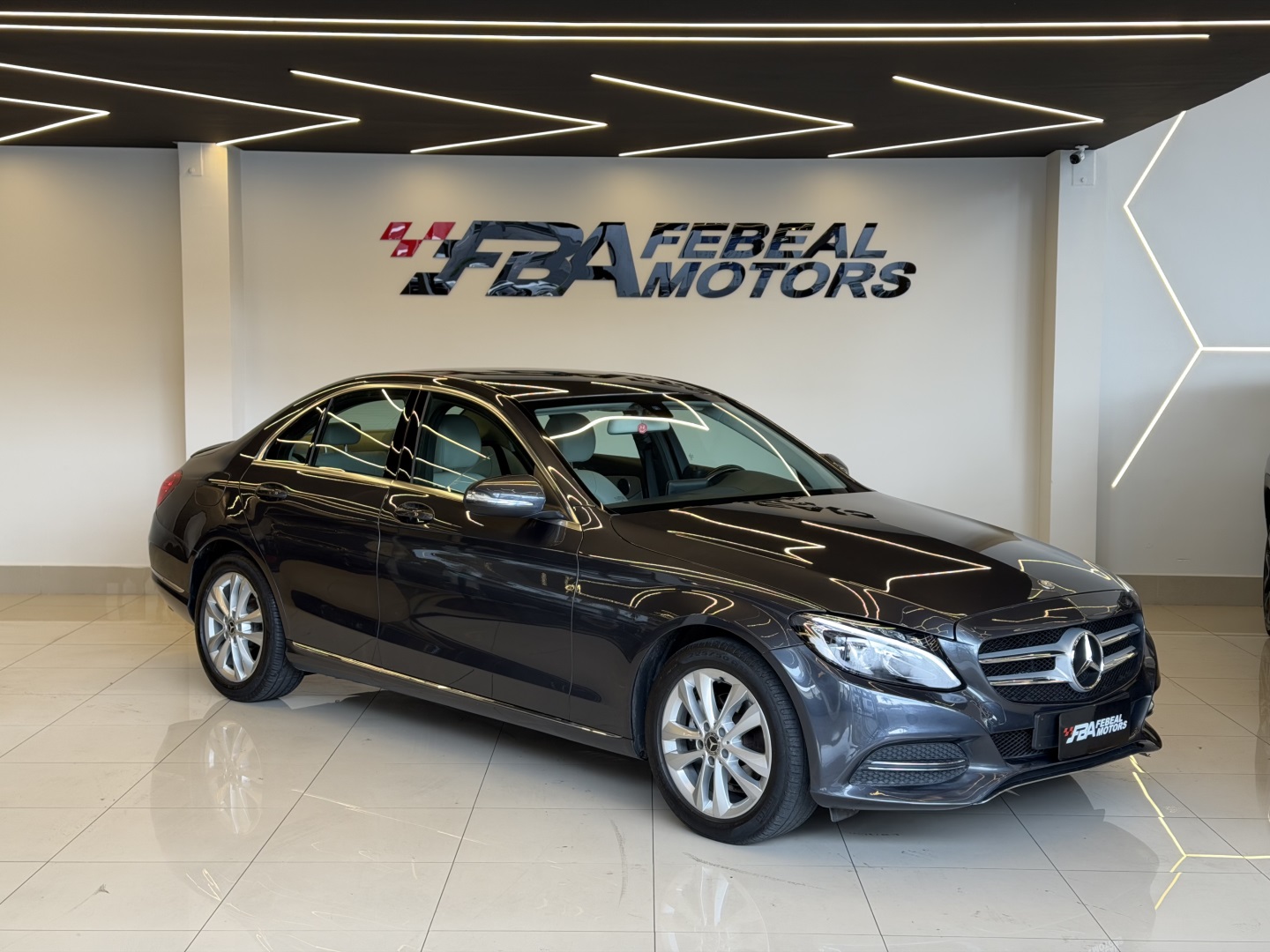 MERCEDES-BENZ C 180