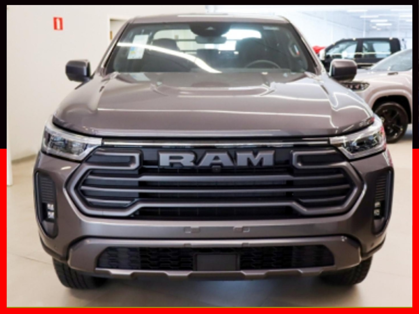 RAM DAKOTA 2.2 TURBO DIESEL LARAMIE NIGHT EDITION 4X4 AUTOMÁTICO