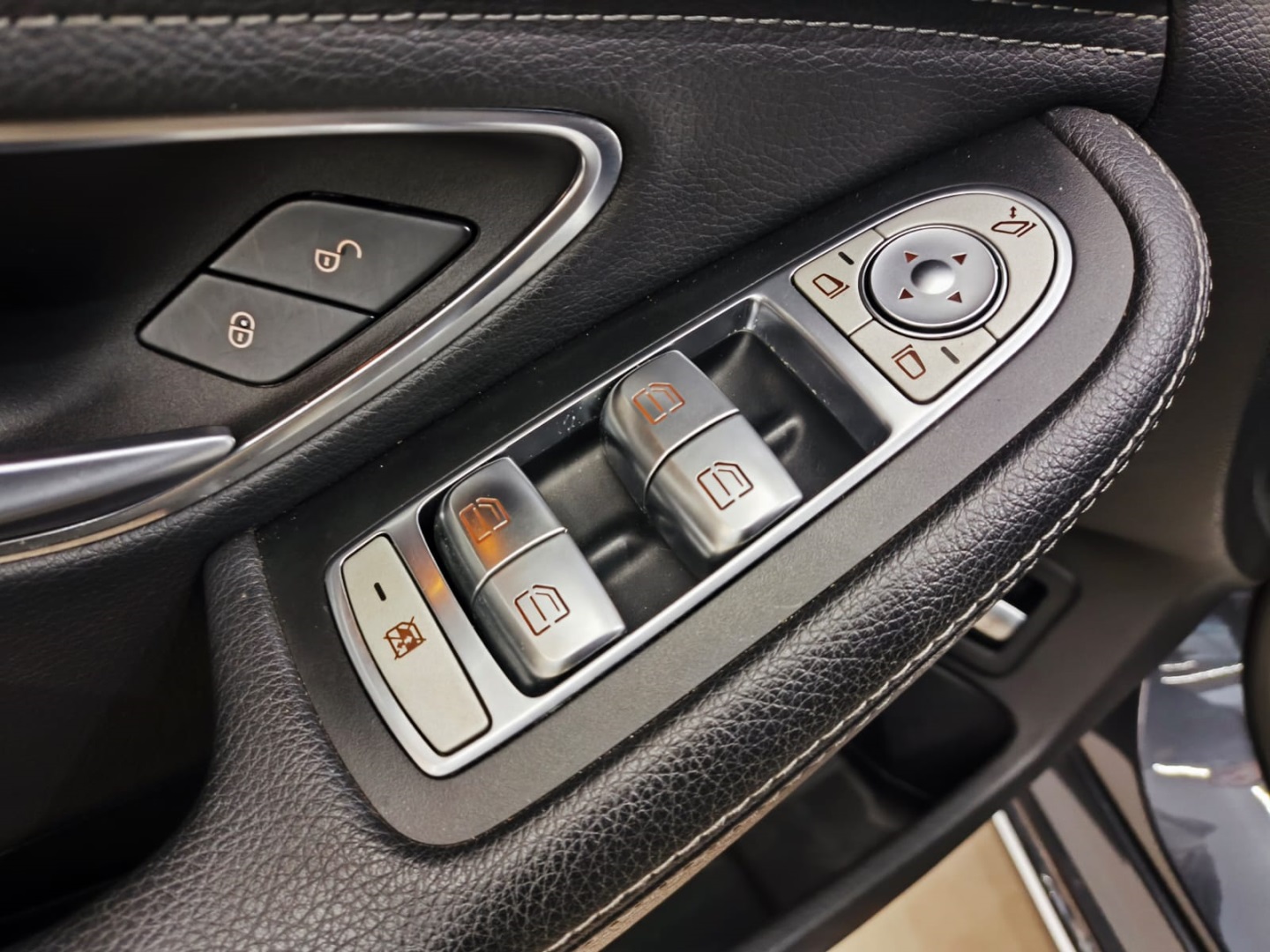 MERCEDES-BENZ C 200 2.0 CGI AVANTGARDE 16V GASOLINA 4P AUTOMÁTICO - foto 12