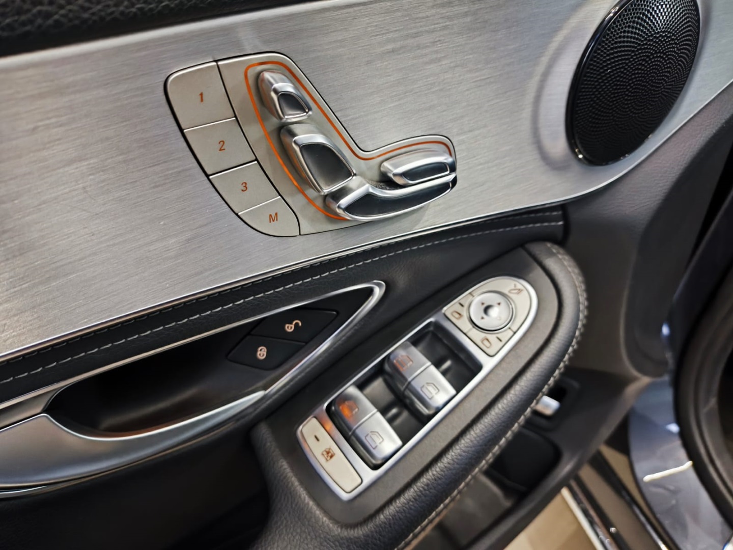 MERCEDES-BENZ C 200 2.0 CGI AVANTGARDE 16V GASOLINA 4P AUTOMÁTICO - foto 13