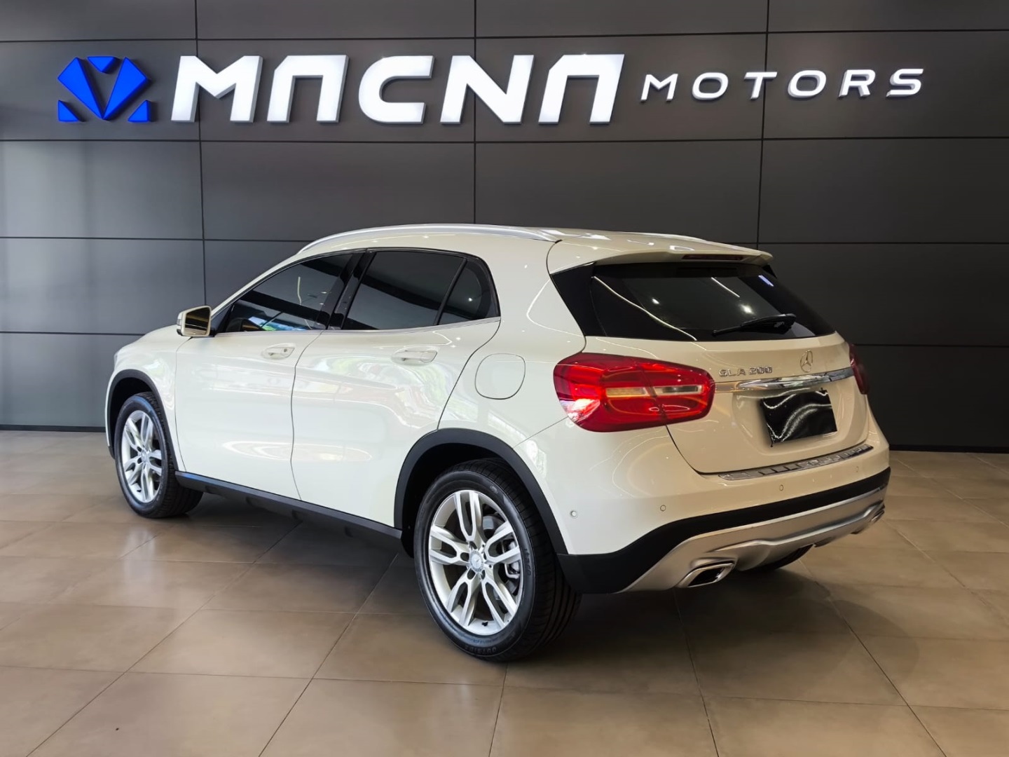 MERCEDES-BENZ GLA 200 1.6 CGI ADVANCE 16V TURBO FLEX 4P AUTOMÁTICO - foto 13