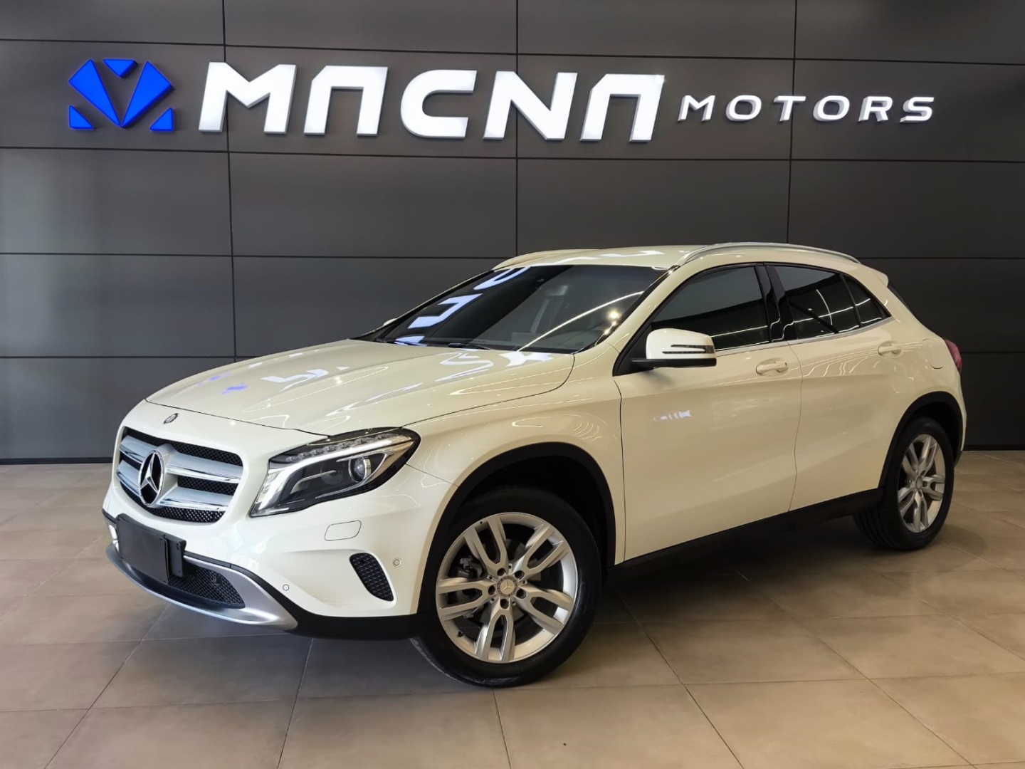 MERCEDES-BENZ GLA 200 1.6 CGI ADVANCE 16V TURBO FLEX 4P AUTOMÁTICO - foto 1