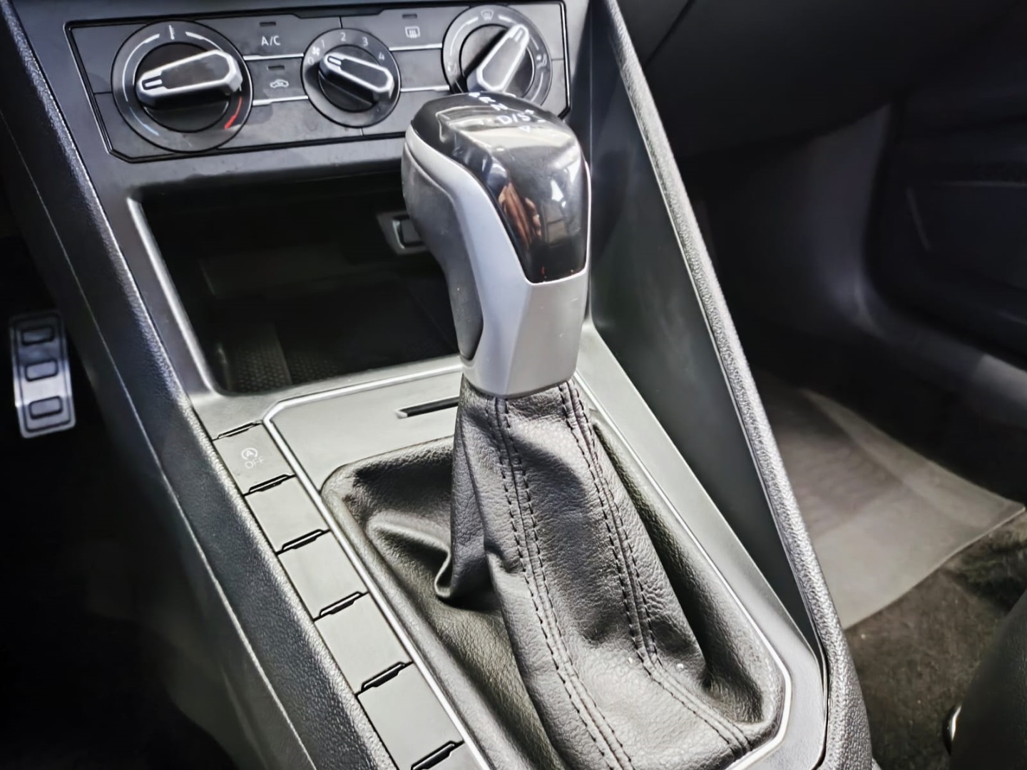 VOLKSWAGEN NIVUS 1.0 200 TSI TOTAL FLEX COMFORTLINE AUTOMÁTICO - foto 8