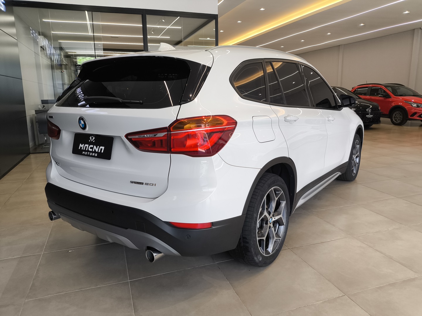 BMW X1 2.0 16V TURBO ACTIVEFLEX SDRIVE20I 4P AUTOMÁTICO - foto 17