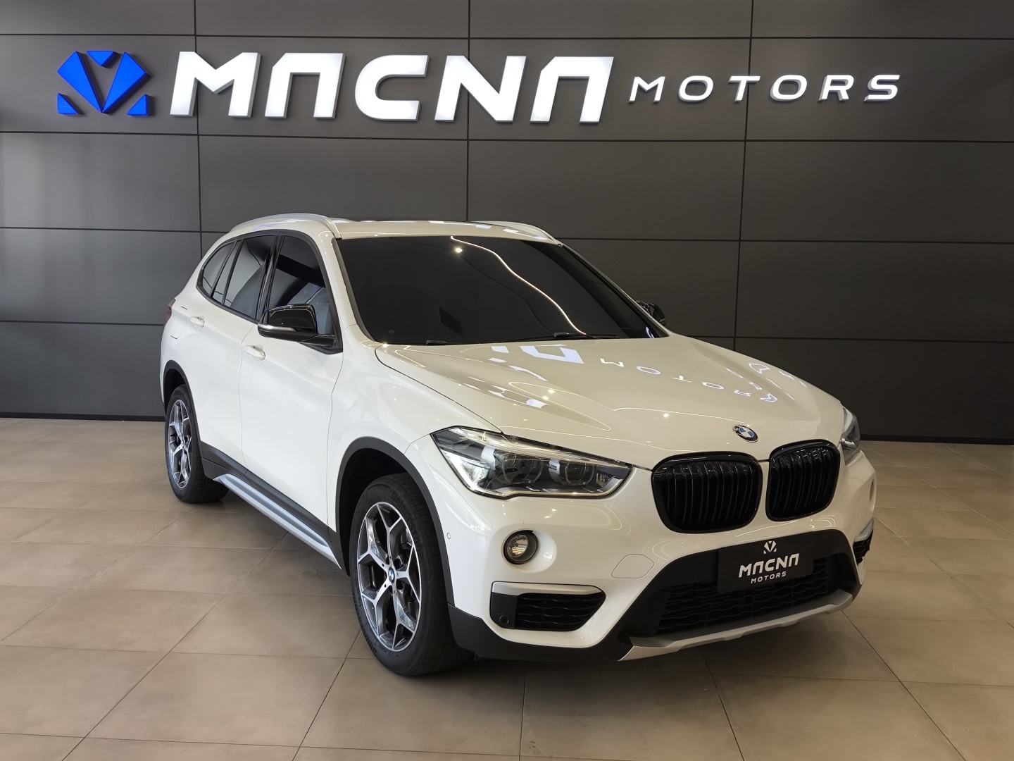 BMW X1 2.0 16V TURBO ACTIVEFLEX SDRIVE20I 4P AUTOMÁTICO - foto 2