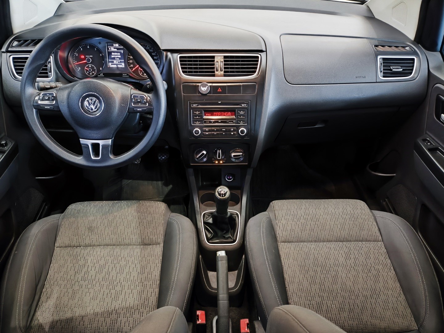 VOLKSWAGEN FOX 1.6 I- TREND 8V MANUAL - foto 3